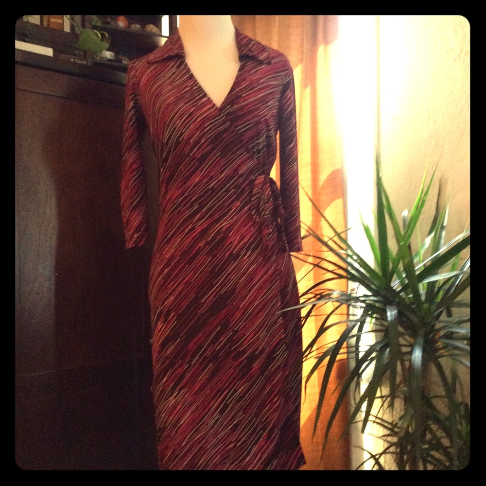 Super cute brown, pink & white wrap dress